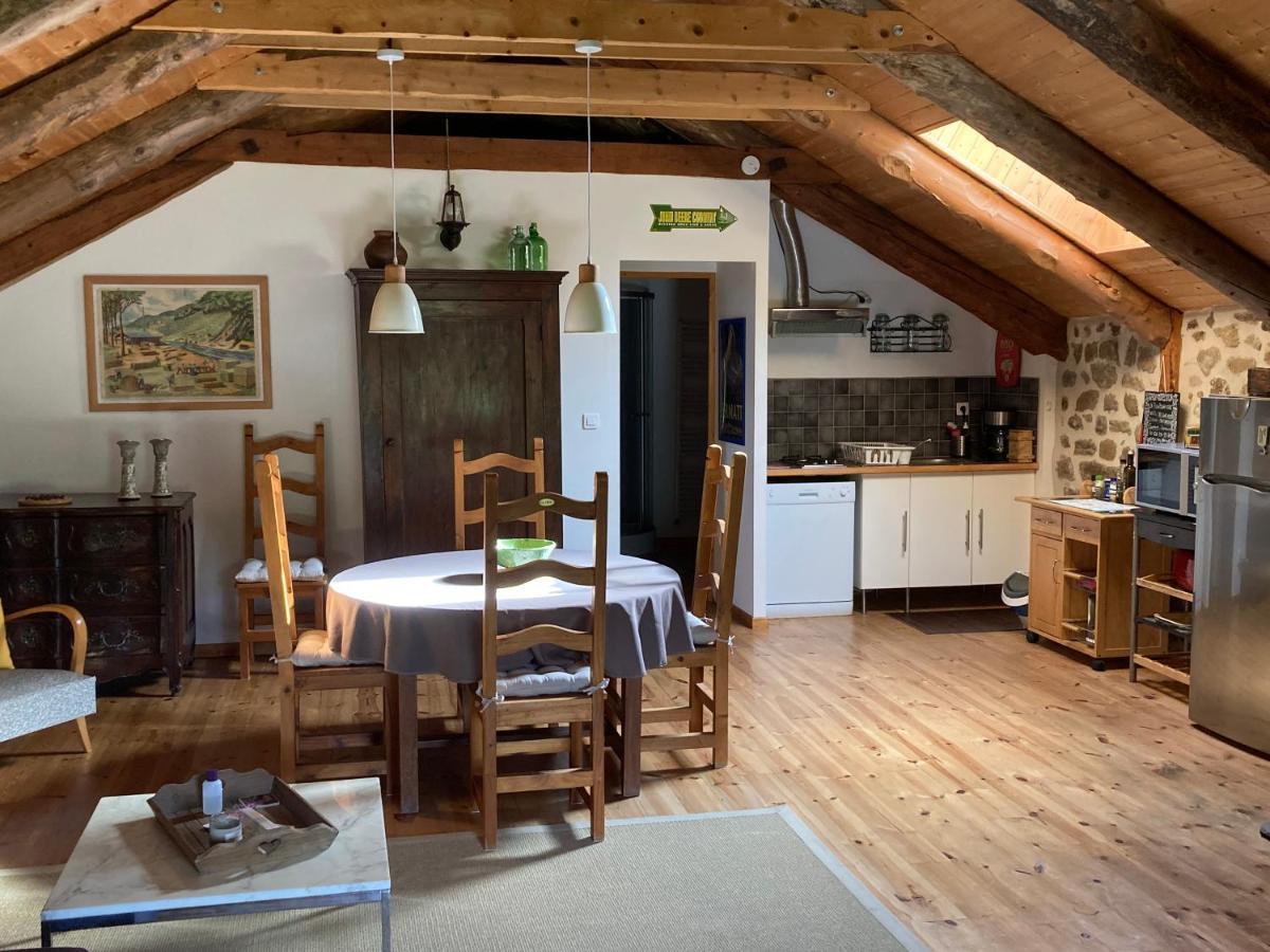 La Bonbonniere Apartamento Le Chambon-sur-Lignon Exterior foto